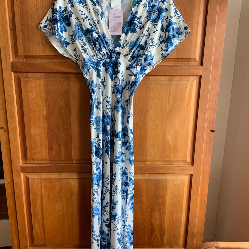 Anthropologie BHLDN Label, Blue & White Floral Long Dress, size 0, side zip - Picture 4 of 4